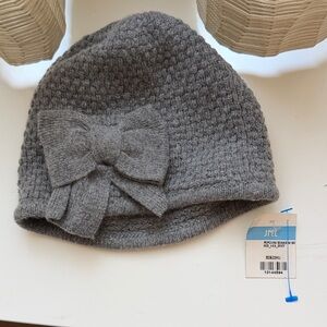 🗽J Mclaughlin Gray Knit Bow Hat for Kids